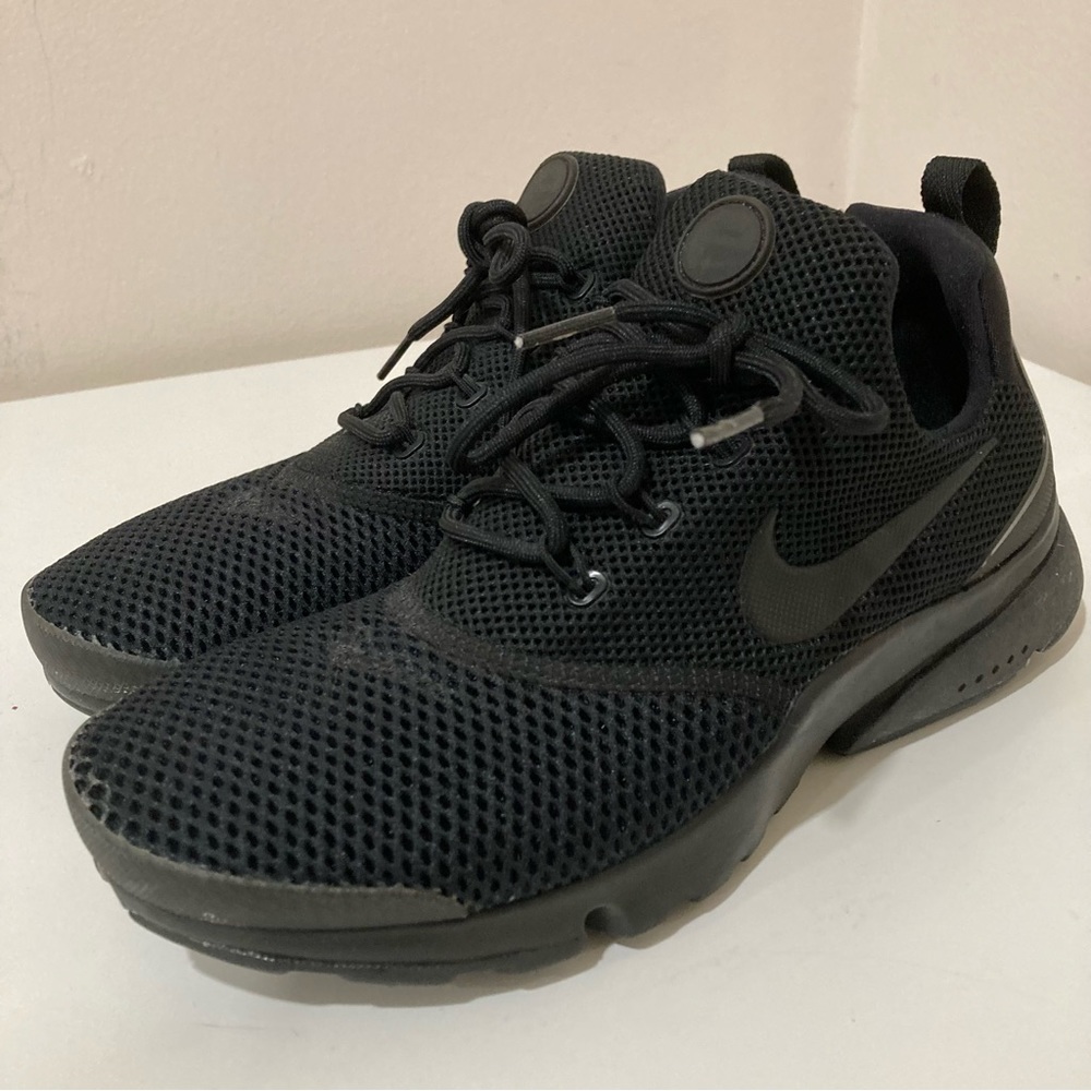 Nike All Black Pull-on Sneakers - 7